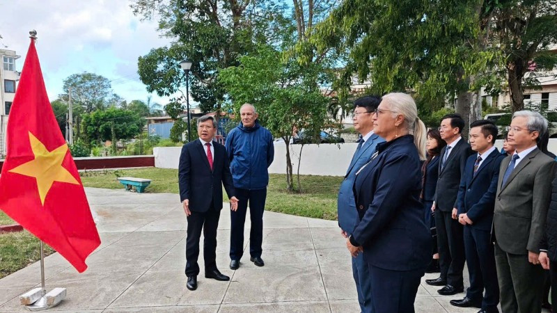 Đại sứ Lê Quang Long phát biểu tại sự kiện. (Ảnh do Đại sứ quán Việt Nam tại Cuba cung cấp)