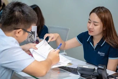 Hướng dẫn nhà đầu tư mở tài khoản giao dịch chứng khoán.