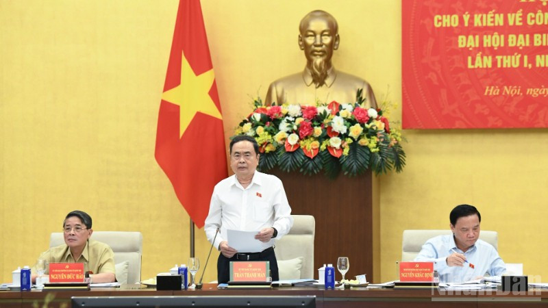 Chủ tịch Quốc hội Trần Thanh Mẫn phát biểu ý kiến tại cuộc họp. (Ảnh: DUY LINH)