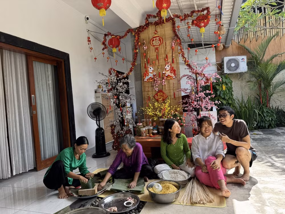 Không khí Tết ngập tràn ngôi nhà của một gia đình người Việt ở Bali.