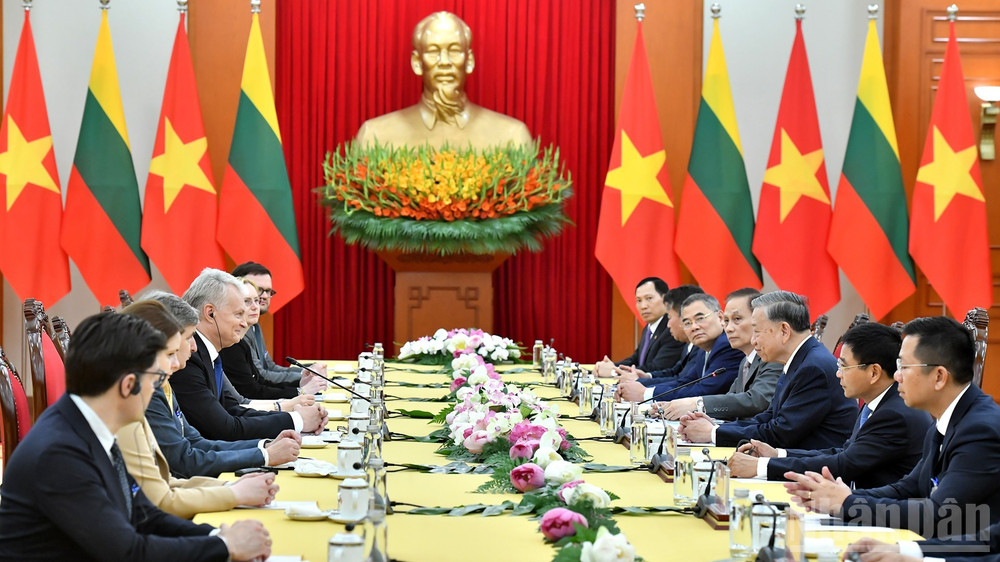 Tổng Bí thư Tô Lâm tiếp Tổng thống Litva Gitanas Nauseda. (Ảnh: ĐĂNG KHOA)