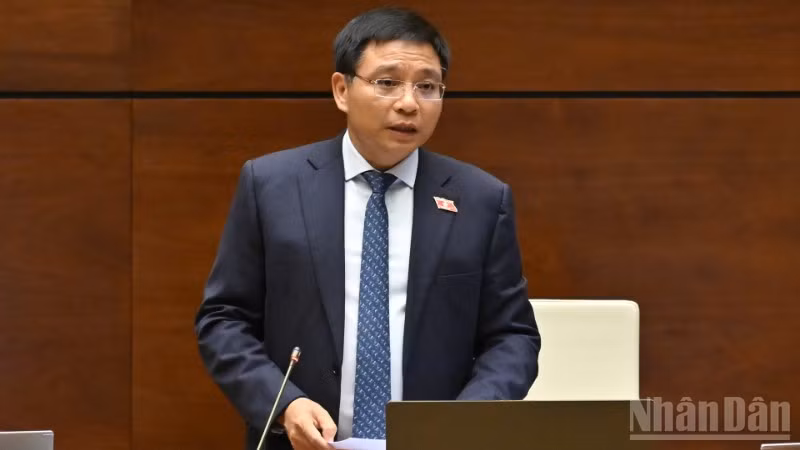 Bộ trưởng Tài chính Nguyễn Văn Thắng phát biểu. (Ảnh: THỦY NGUYÊN)