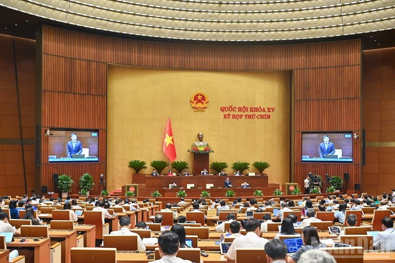 Quang cảnh phiên chất vấn của Quốc hội về lĩnh vực tài chính, sáng 19/6/2025. (Ảnh: DUY LINH) ndo_br_bnd-8222.jpg