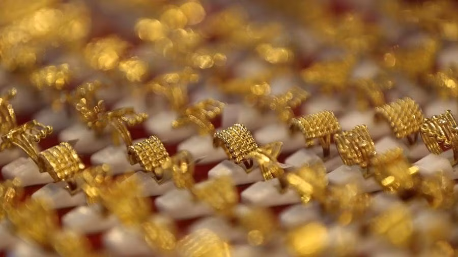 Vàng hiện chiếm khoảng 20% tổng dự trữ chính thức toàn cầu, trong khi đồng euro chỉ chiếm khoảng 16%. (Ảnh minh họa: Xinhua)