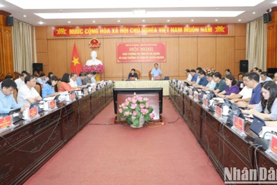 Toàn cảnh hội nghị.