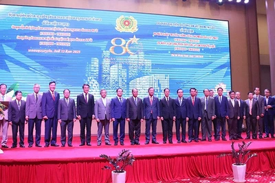 Các đại biểu tại Lễ kỷ niệm. (Ảnh: HẢI TIẾN)