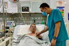 Bệnh nhân được cấp cứu qua cơn nguy kịch. 