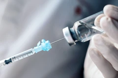 Luật Phòng bệnh được thông qua là nền tảng quan trọng để Việt Nam có chiến lược "Tiêm chủng cho mọi người" bảo vệ người Việt.