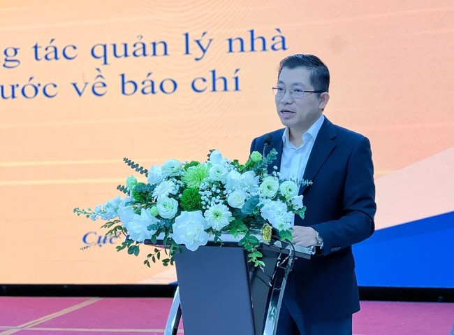 Cục trưởng Cục Báo chí Lưu Đình Phúc phát biểu tại hội nghị. (Ảnh: Bộ Văn hóa, Thể thao và Du lịch cung cấp)