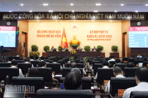 Nhiều nghị quyết đã được thông qua tại Kỳ họp Hội đồng nhân dân giữa năm.