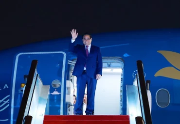 Thủ tướng Phạm Minh Chính đến Thiên Tân, bắt đầu chuyến tham dự Hội nghị Thượng đỉnh Tổ chức Hợp tác Thượng Hải (SCO) 2025. (Ảnh: Dương Giang/TTXVN)