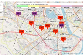  9 giờ sáng 12-11, Cổng quan trắc Môi trường Hà Nội ghi nhận tất cả các địa điểm đo đều ô nhiễm không khí ở mức đỏ và tím.