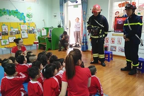 Hướng dẫn các kỹ năng cơ bản về PCCC cho trẻ mầm non.