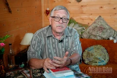 Ông Petr Tsvetov, Phó Giáo sư, Tiến sĩ khoa học lịch sử tại Học viện Ngoại giao thuộc Bộ Ngoại giao Nga, Phó Chủ tịch thứ nhất Hội Hữu nghị Nga-Việt. (Ảnh: XUÂN HƯNG)