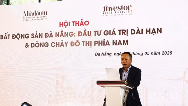 Tổng Biên tập Tạp chí Nhà đầu tư Phạm Đức Sơn phát biểu tại Hội thảo: “Bất động sản Đà Nẵng: Đầu tư giá trị dài hạn và dòng chảy đô thị phía nam”.