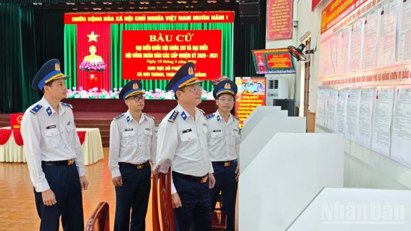 Vùng Cảnh sát biển 2 sẵn sàng cho ngày bầu cử.