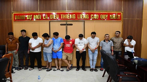 Các đối tượng trong đường dây tổ chức đánh bạc quy mô hơn 350 tỷ đồng.