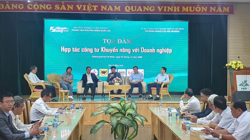 Quang cảnh tọa đàm. (Ảnh: ĐỖ TUẤN)