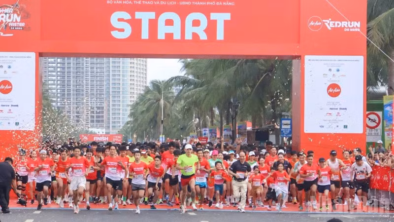 Giải chạy AirAsia RedRun Đà Nẵng 2026 – Quán quân 21.