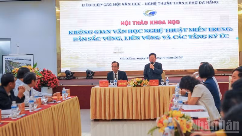 Quang cảnh hội thảo khoa học.
