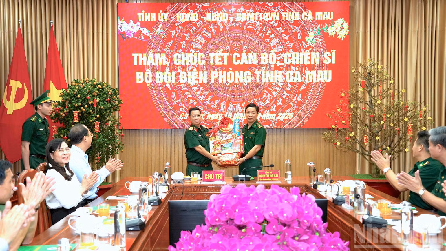 ndo_br_bi-thu-4-8100.jpg