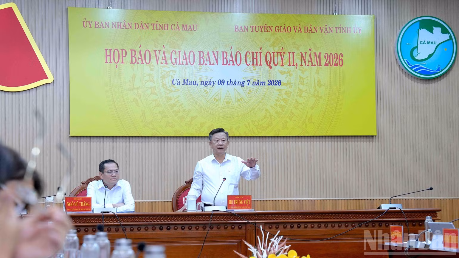 ndo_br_hop-bao-7-8700.jpg