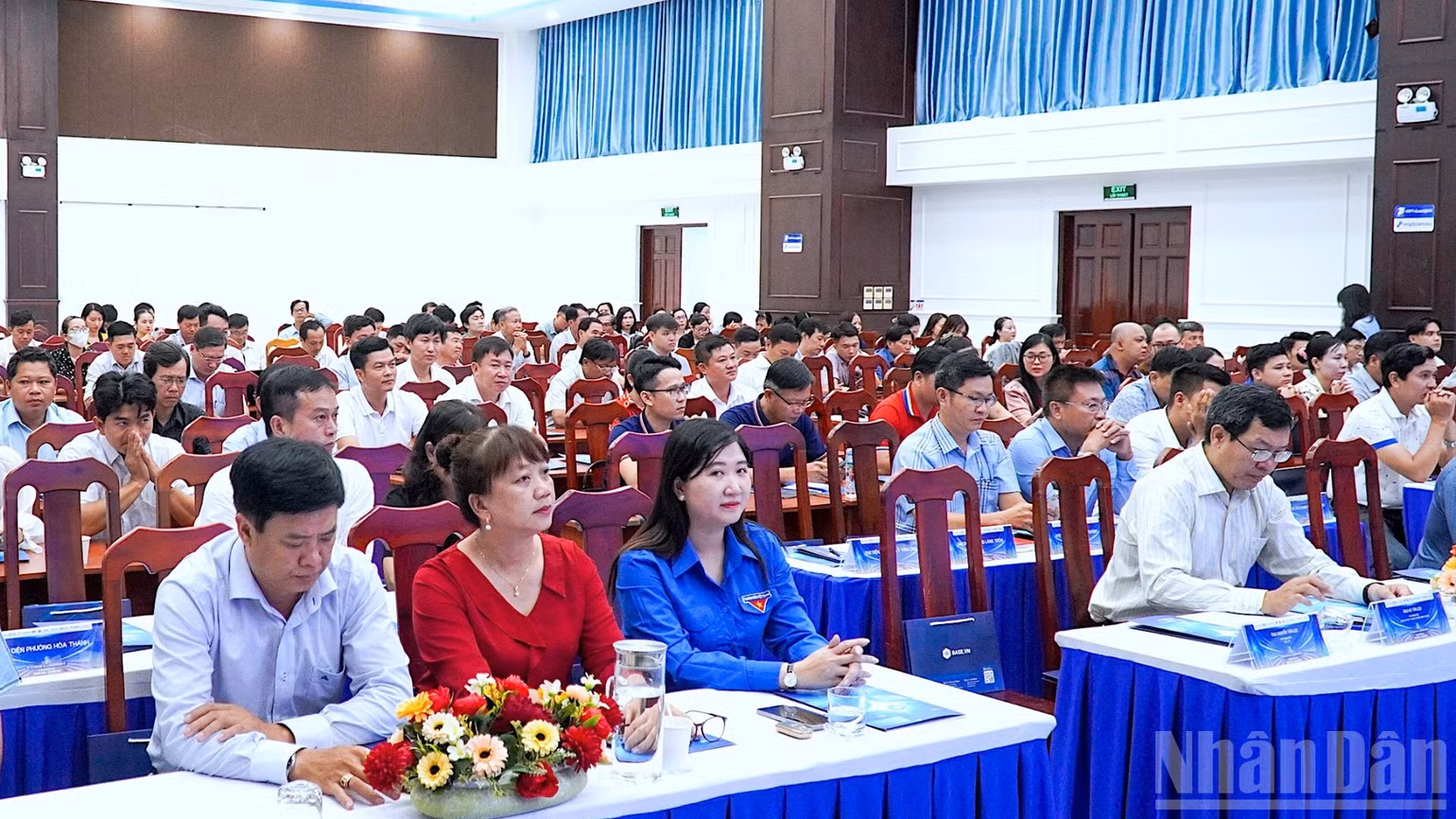 ndo_br_cds-4-4434.jpg