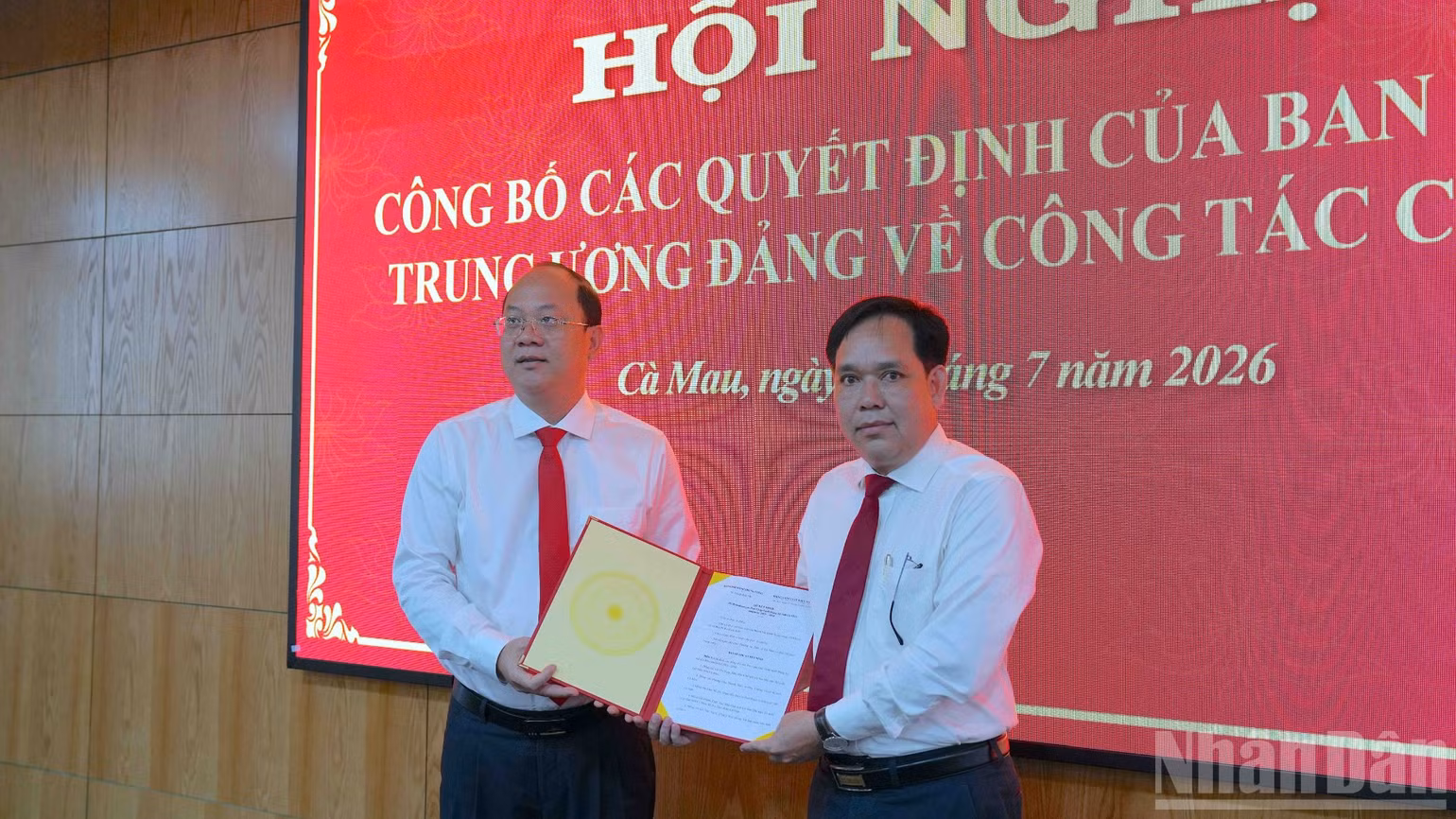 ndo_br_bch-15-8475-2888.jpg