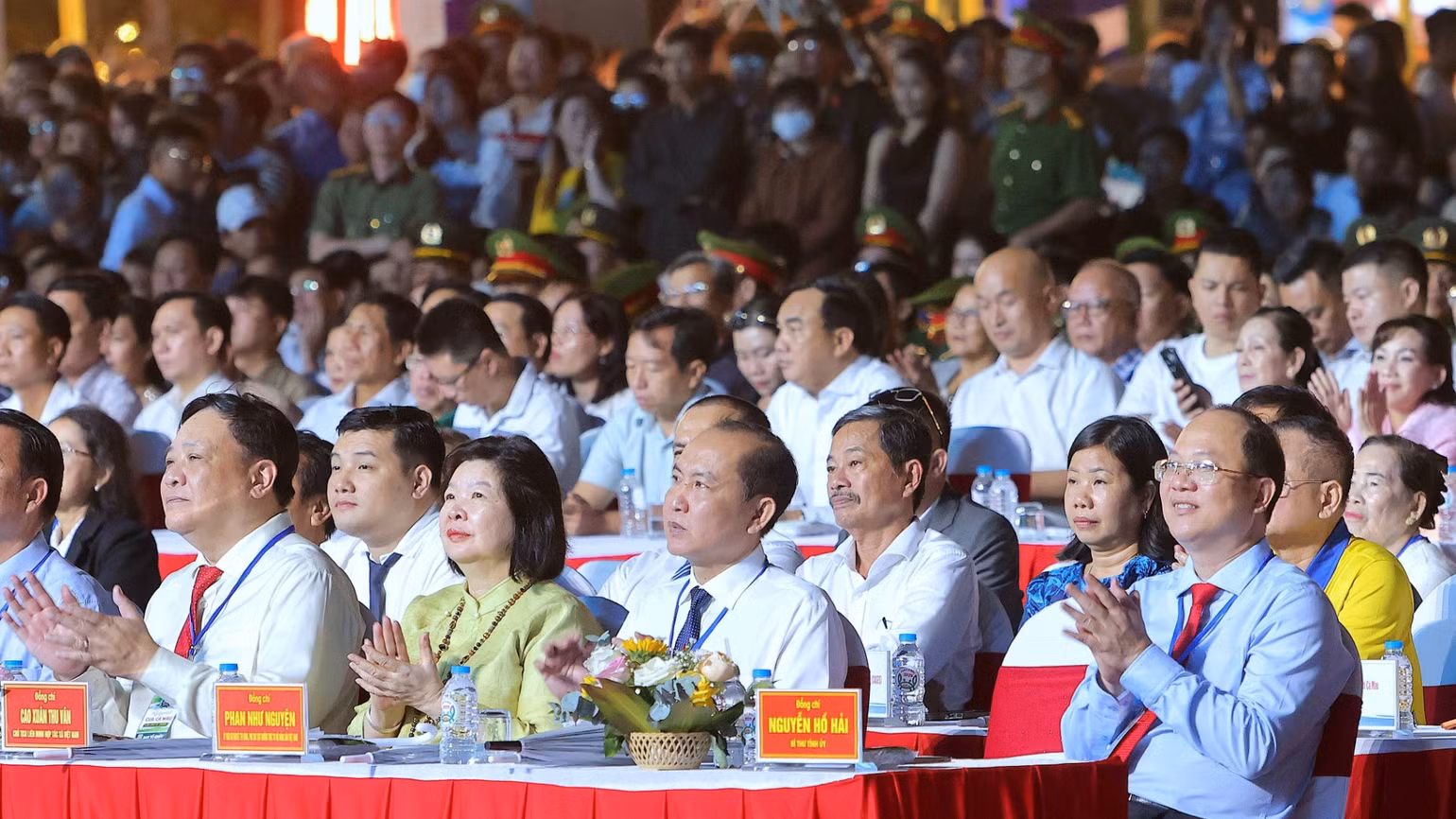 khai-mac-17-6467.jpg