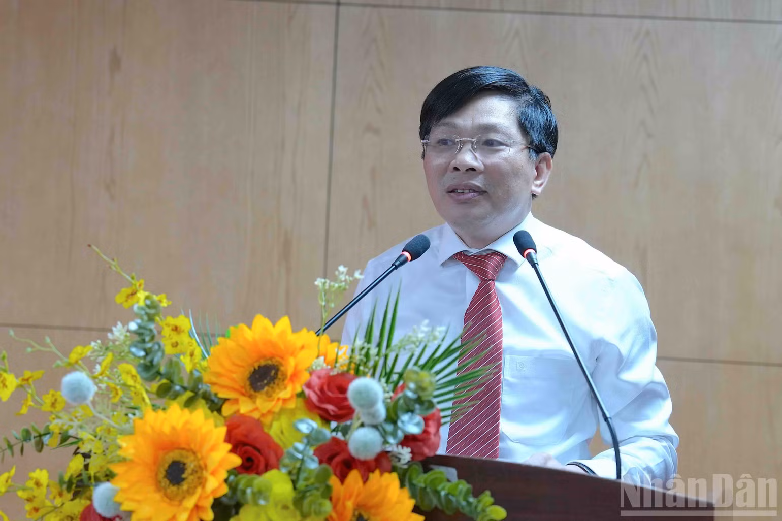 ndo_br_can-bo-9128.jpg