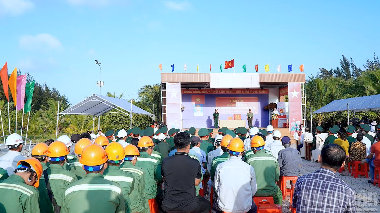 ndo_br_dm-11-1145.jpg