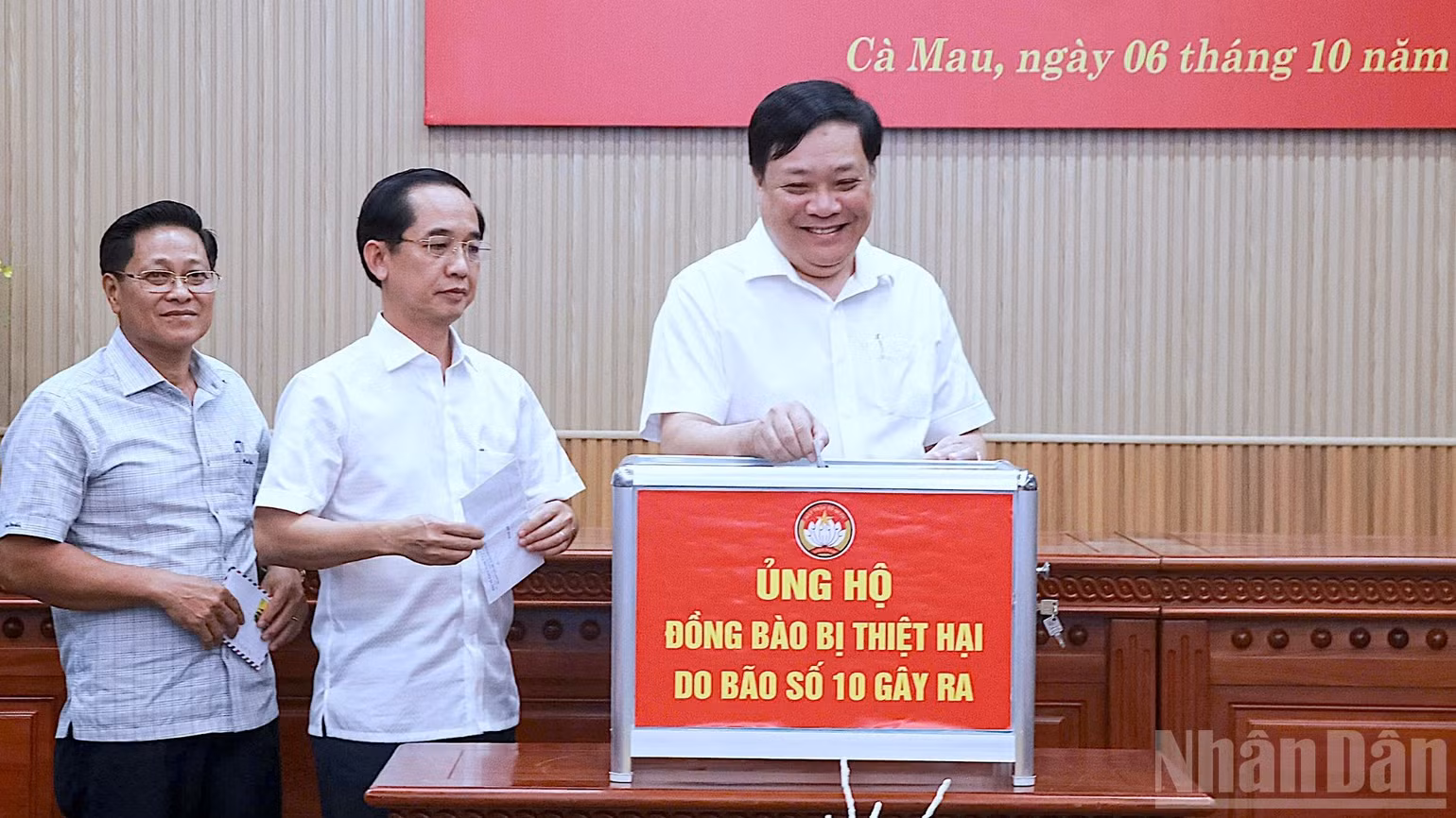 ndo_br_ung-ho-1-8352.jpg