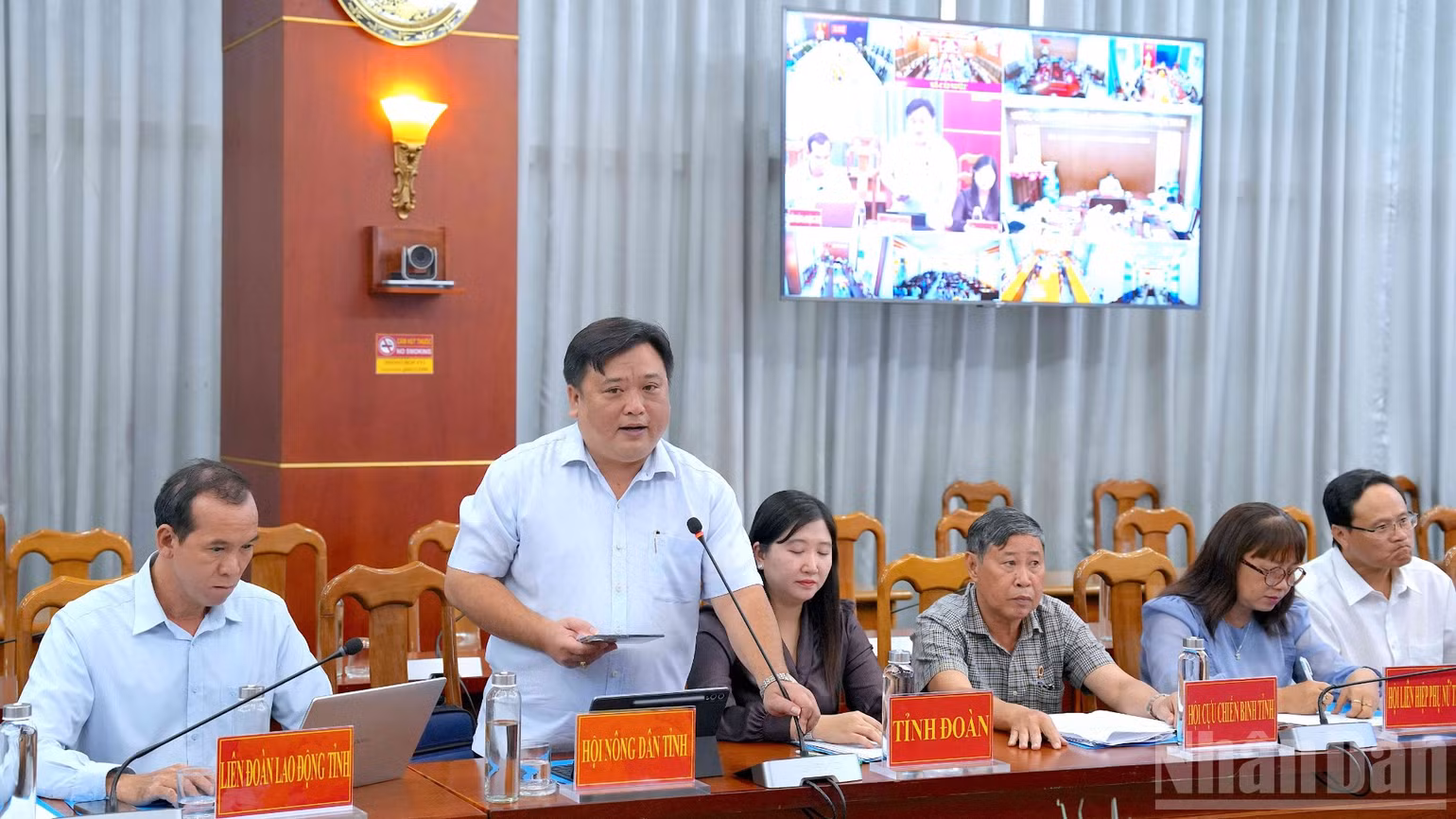 ndo_br_anh-17-1681.jpg