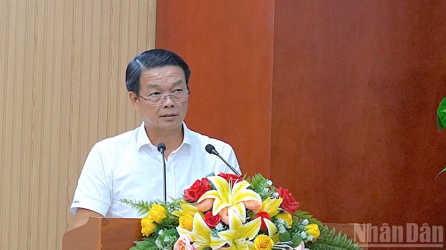 ndo_br_hop-bao-5896.jpg
