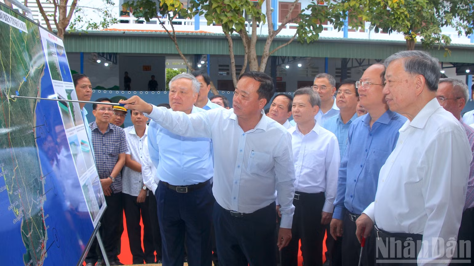 ndo_br_hk-7-921.jpg