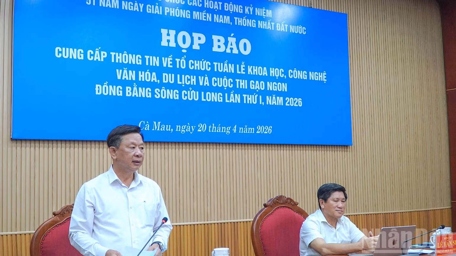 ndo_br_hop-bao-3-2456.jpg