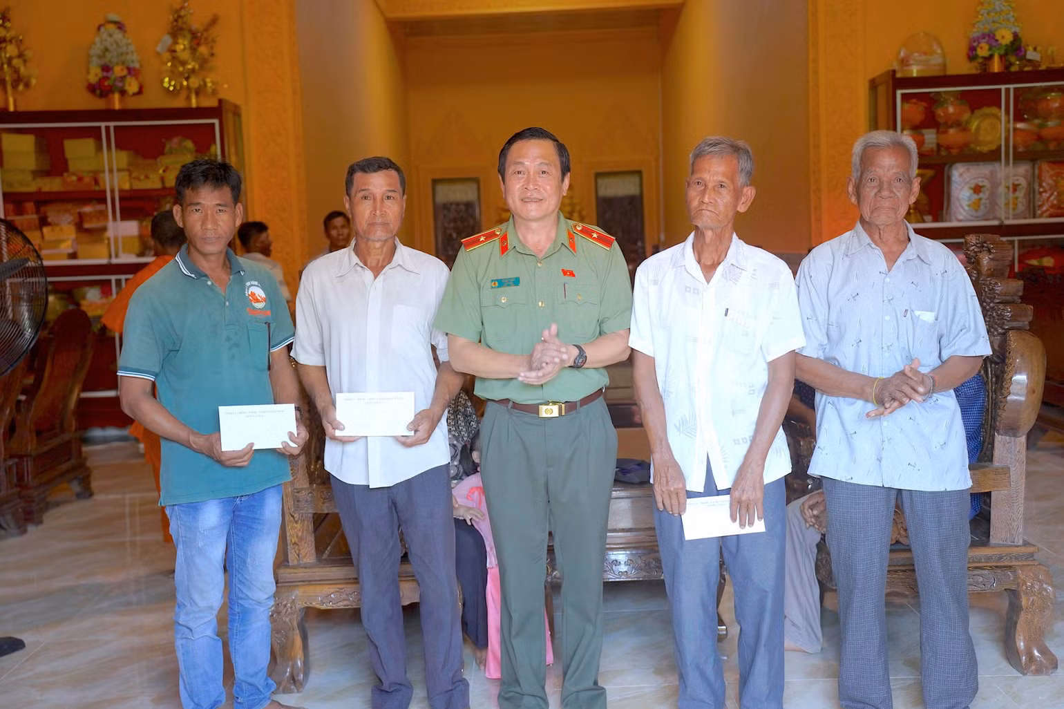 khmer-1677.jpg