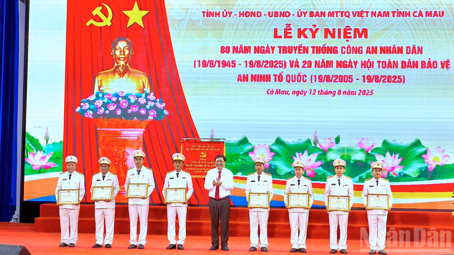 ndo_br_chinh-tri-10-2364.jpg