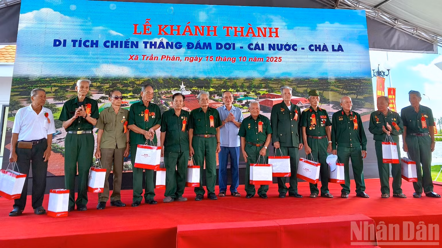 ndo_br_cha-la-9-2825.jpg