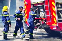 Lực lượng Cảnh sát phòng cháy, chữa cháy và cứu nạn, cứu hộ diễn tập phương án phòng, chống cháy nổ mùa hanh khô.