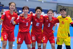 Các nữ tuyển thủ futsal Việt Nam ăn mừng chiến thắng. (Ảnh: Thailand futsal)
