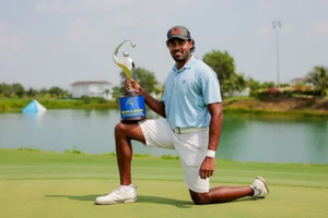 Nhà vô địch của giải đấu - Khavish Varadan. (Ảnh: VGA)