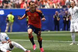 Mikel Oyarzabal tỏa sáng trong chiến thắng đậm của Tây Ban Nha trước Áo. (Ảnh: FIFA)