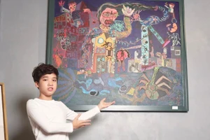 Họa sĩ nhí Đức Long tham gia Triển lãm "Họa sắc yêu thương".