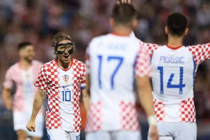 Luka Modric tỏa sáng giúp Croatia giành chiến thắng. (Ảnh: HNS)