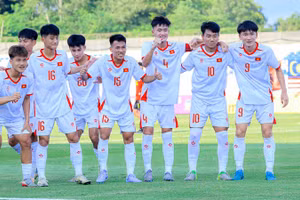 Các cầu thủ U17 Việt Nam giành chiến thắng đậm đà. (Ảnh: VFF)