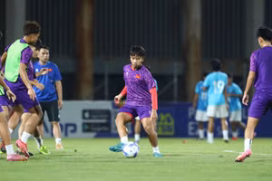 Các tuyển thủ U17 Việt Nam tập luyện hướng tới Giải vô địch U17 Đông Nam Á 2026. (Ảnh: VFF)