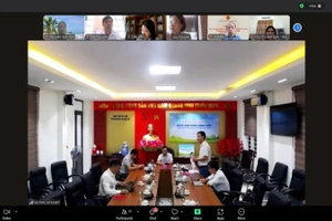 Điểm cầu chính tại một hội nghị trực tuyến các cụm chuyên môn Tiểu học toàn tỉnh của Sở Giáo dục và Đào tạo Hà Tĩnh.