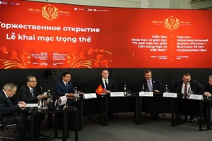 Lễ khai mạc Diễn đàn Khoa học và Giáo dục “Việt Nam-Liên bang Nga: 75 năm hợp tác”.