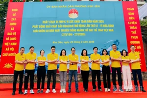 [Ảnh] 126 xã, phường của Thủ đô Hà Nội cùng hưởng ứng Ngày chạy Olympic 2026